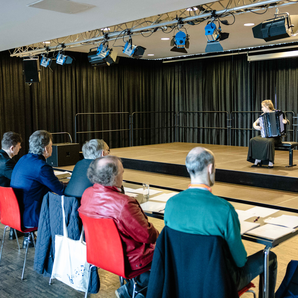 Zuhörende bei Akkordeon Grenzenlos